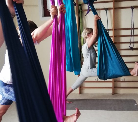 Aerial Yoga et Pilates Gingko Studio Montpellier {{brizy_dc_image_alt imageSrc=